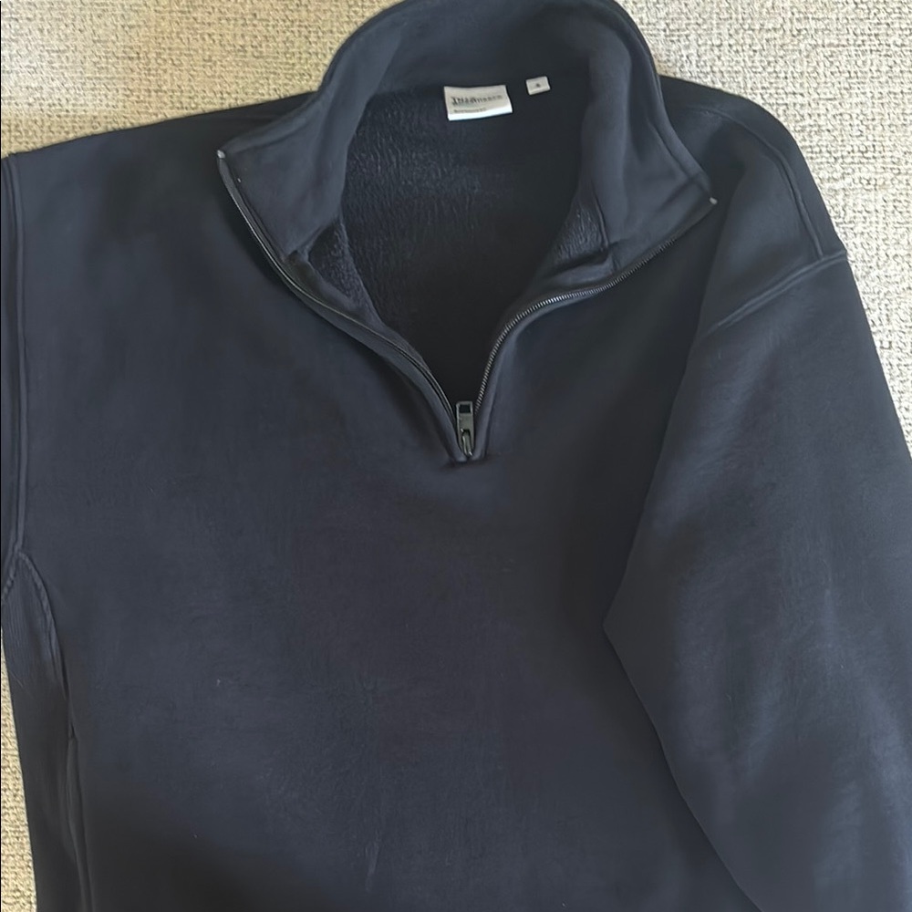 Aritzia Black Cozy Sweatfleece Boyfriend 1/2 Zip Sweatshirt